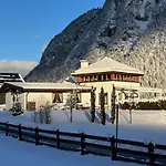 Ferienhaus With Trail & Mountain Views *
