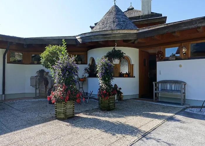 Leutasch With Trail & Mountain Views لوتاش