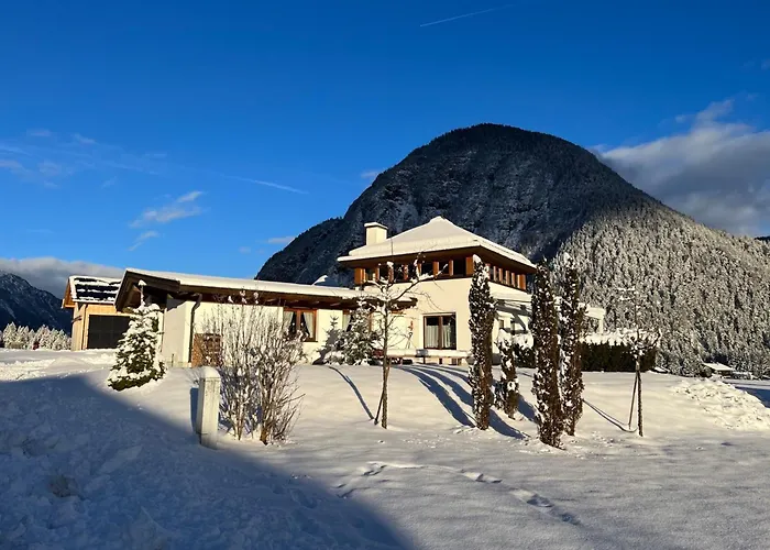 Leutasch With Trail & Mountain Views * لوتاش