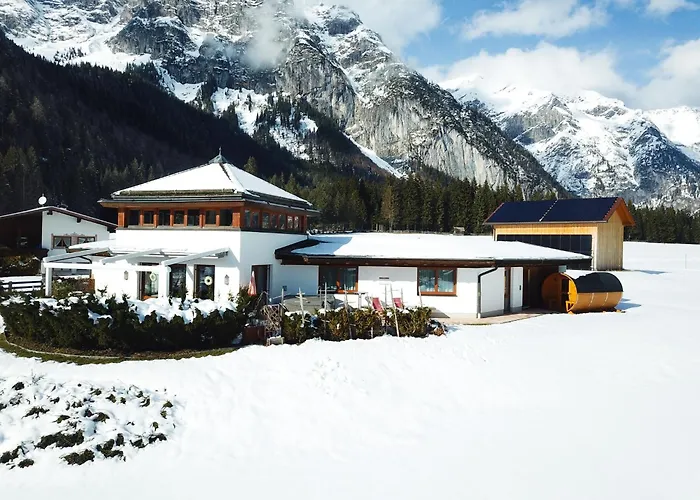 Leutasch With Trail & Mountain Views * لوتاش