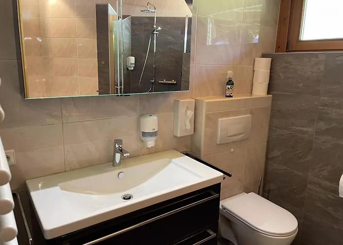 Vakantiehuis Leutasch With Trail & Mountain Views